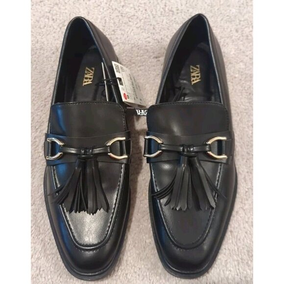 Zara Shoes - NWT ZARA Black Gold Tasseled Loafers Moccasins Airfit Insoles WOMENS SIZE 8